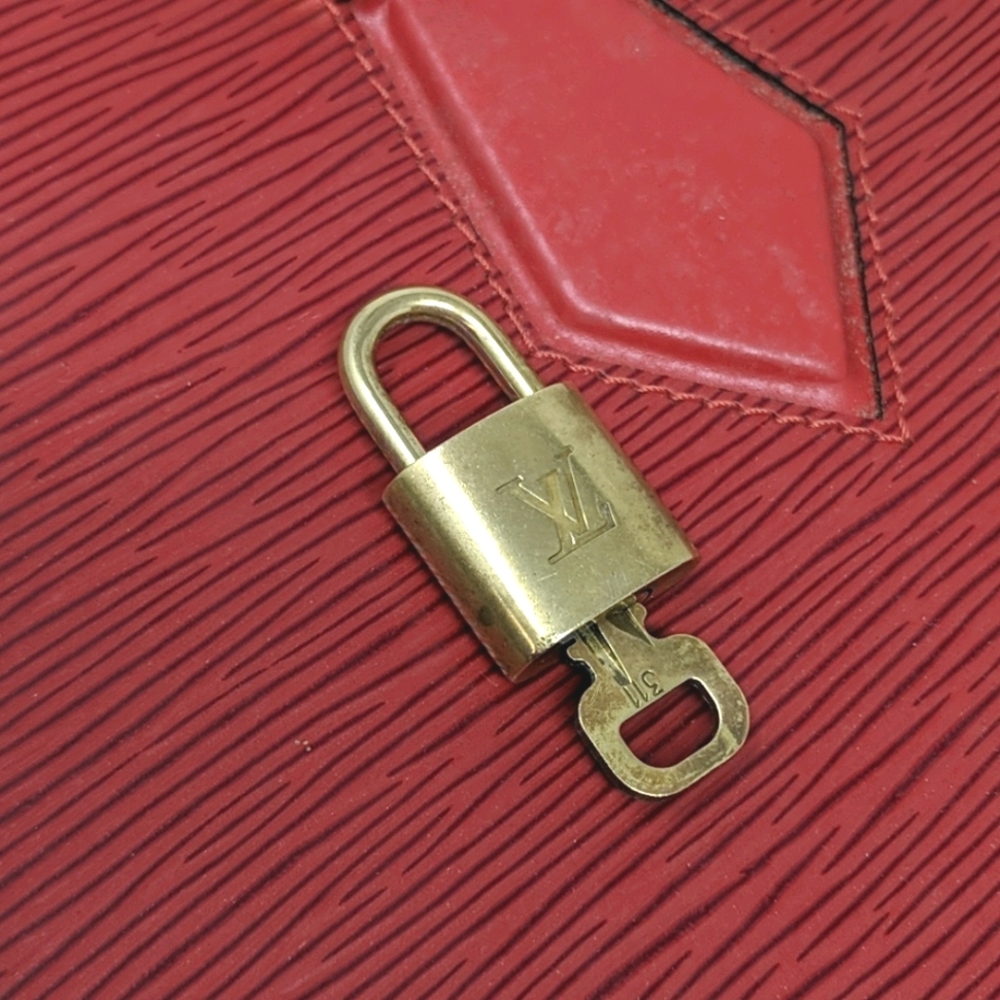 ⭐ #311 vintage Louis Vuitton padlock and k…